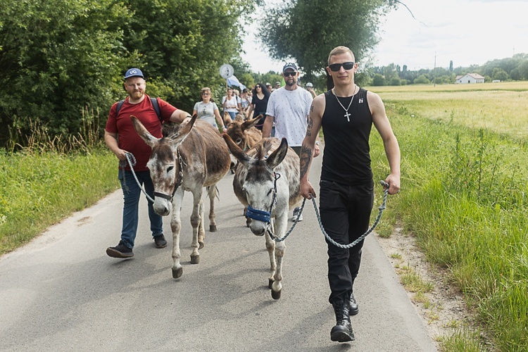 Pielgrzymka ze Świdnicy do Śmiałowic