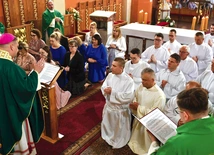 Co prawda kolejne szkolenie ruszy dopiero w październiku, ale już warto o tym pomyśleć. Na zdjęciu: błogosławieństwa do pełnienia funkcji udzielił bp Adrian Put.