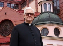 Rzucony na głęboką wodę swoją misję powierzył Jezusowi. "Teraz wszystko mogę, nic nie muszę"