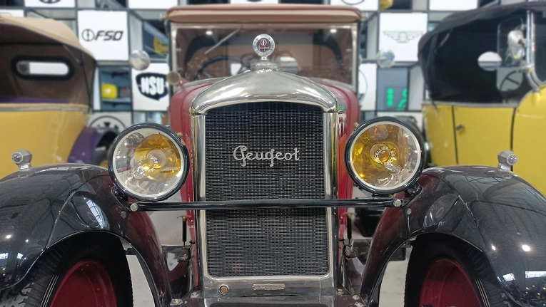 Największe w Polsce Muzeum Motoryzacji "Wena" - już otwarte!