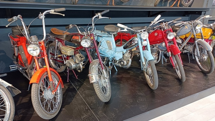 Największe w Polsce Muzeum Motoryzacji "Wena" - już otwarte!