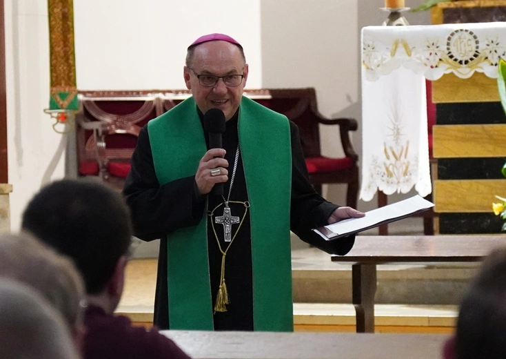 Spotkania synodalne. Napełnij stągiew wodą ze źródła