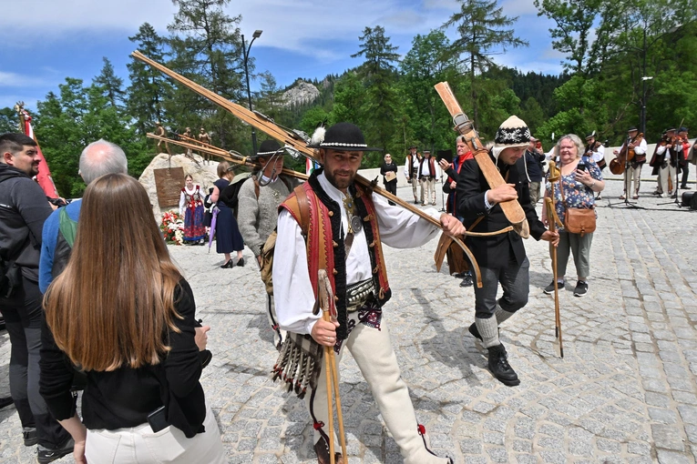 Pomnik kurierów tatrzańskich w Kuźnicach