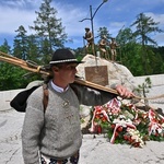 Pomnik kurierów tatrzańskich w Kuźnicach