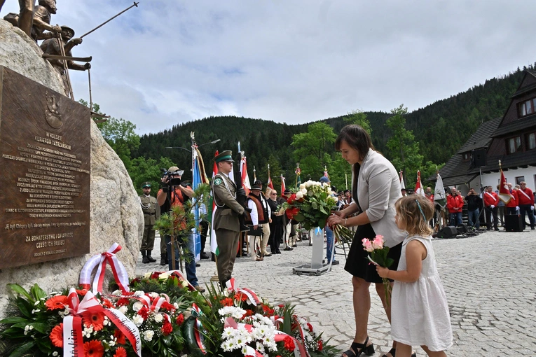 Pomnik kurierów tatrzańskich w Kuźnicach