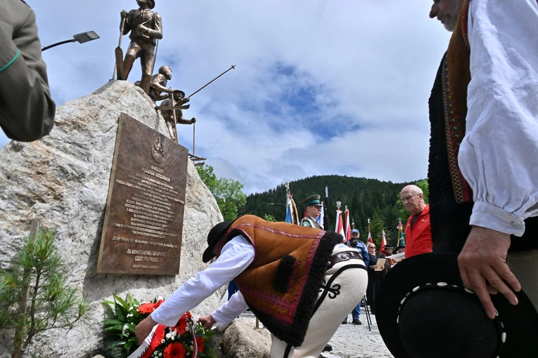 Pomnik kurierów tatrzańskich w Kuźnicach