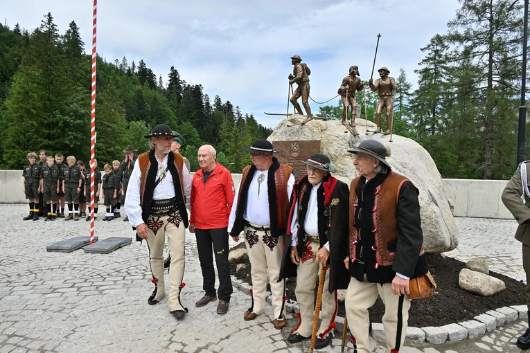 Pomnik kurierów tatrzańskich w Kuźnicach