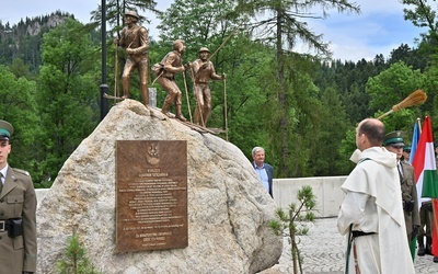 Pomnik kurierów tatrzańskich w Kuźnicach