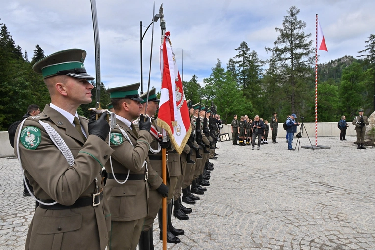 Pomnik kurierów tatrzańskich w Kuźnicach