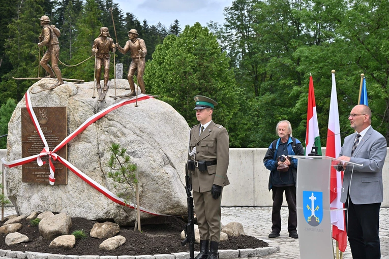 Pomnik kurierów tatrzańskich w Kuźnicach