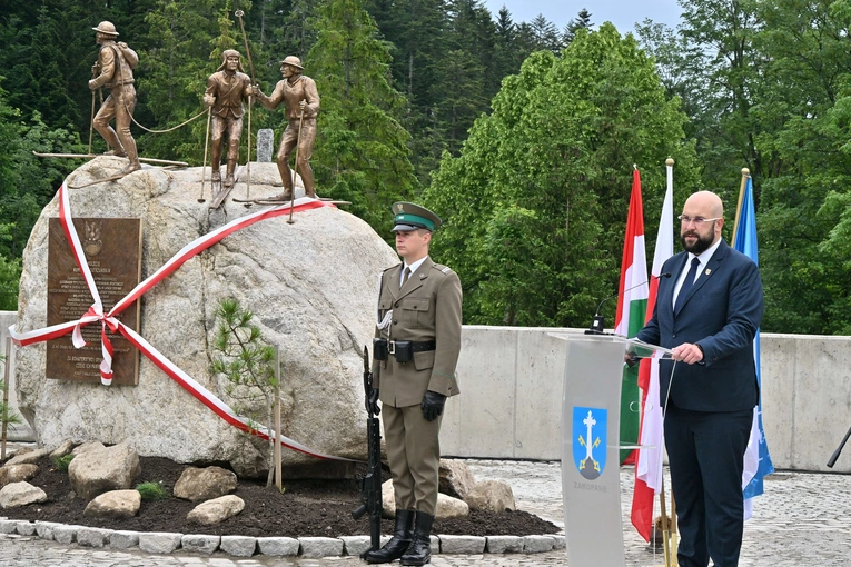 Pomnik kurierów tatrzańskich w Kuźnicach