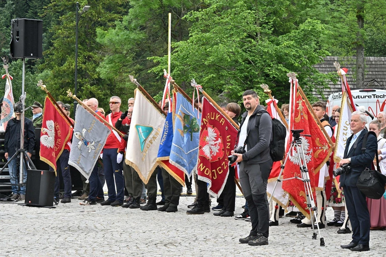 Pomnik kurierów tatrzańskich w Kuźnicach