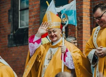 Sosnowiec. Ingres bp. Artura Ważnego do sosnowieckiej katedry
