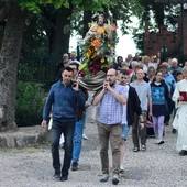 Nad brzegiem jeziora