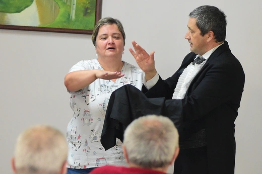 Barczewo DPS. Akcja "Uśmiech jest najpiękniejszym podziękowaniem"