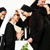 Siostra od Jezusa rozmawiającego z Ojcem i rozradowanego w Duchu Świętym