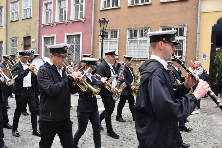 Procesja z wizerunkiem bł. Doroty z Mątowów