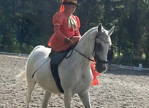 Sportowe lato w damskim siodle