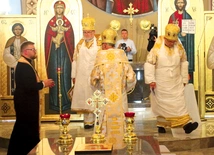Niezwykle rozbudowane i bogate obrzędy to cecha charakterystyczna obrządków wschodnich.