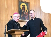 Ks. Mariusz Danelczyk będzie wikariuszem w parafii pw. Miłosierdzia Bożego.