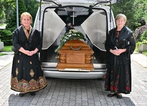 Pierwszy dzień uroczystości pogrzebowych ks. prał. Stanisława Szyszki