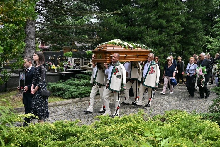 Drugi dzień uroczystości pogrzebowych ks. prał. Stanisława Szyszki 