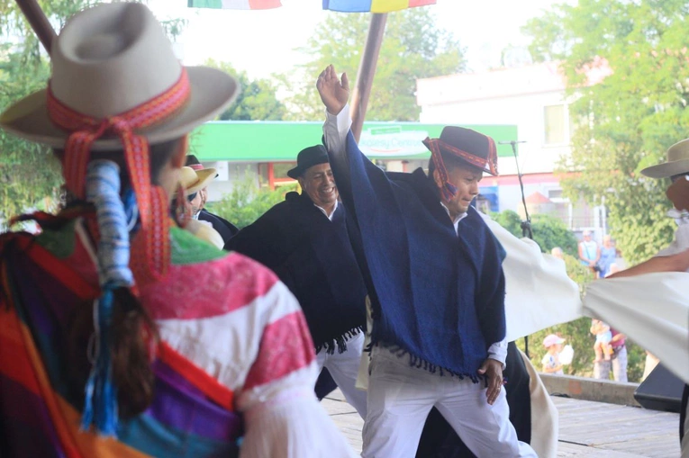 Miedzynarodowy Festiwal Zespołów Folklorystycznych w Kędzierzynie-Koźlu