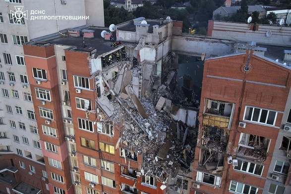 Znizczenia po ostatnim ataku w Dnieprze (Dnipro)