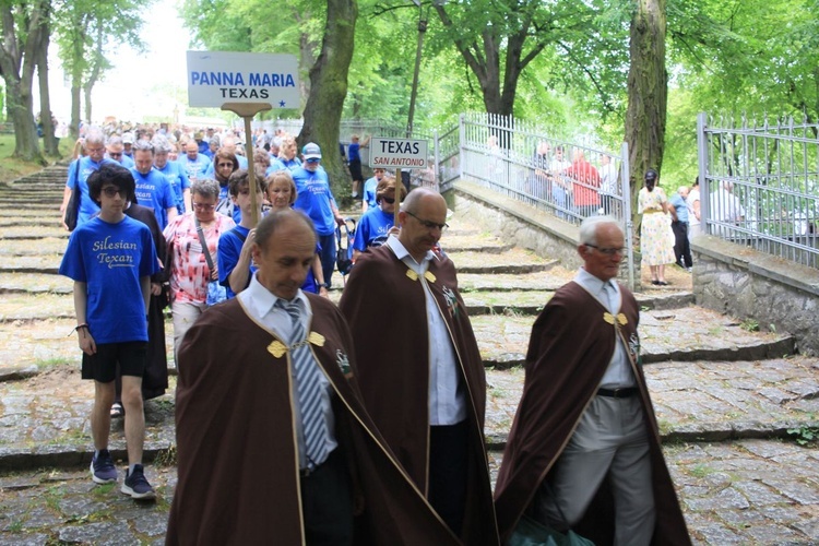 Pielgrzymka mężczyzn i młodzieńców na Górę Świętej Anny