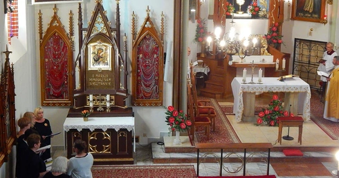 Witaj, bo przez ciebie Bóg miłosierny nawiedza swoją ziemię