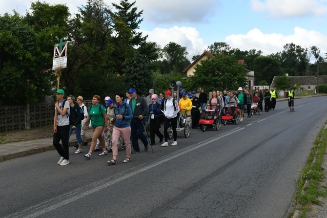 Z Klenicy na Jasną Górę