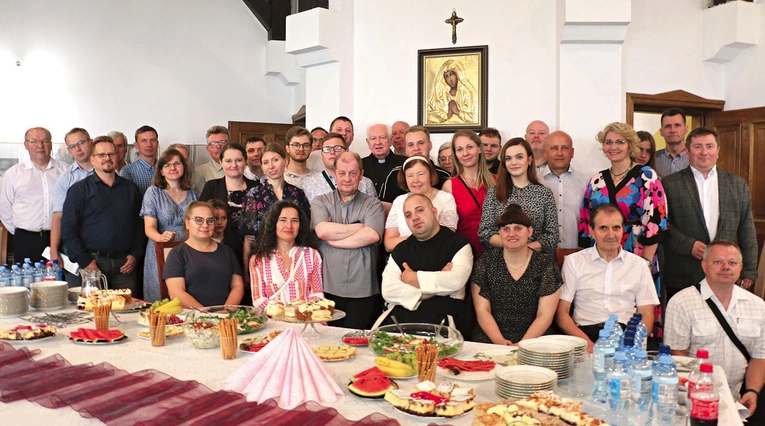 Zebrali się w siedzibie DSO.