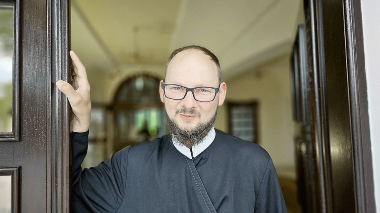 Ojciec Grzegorz Gut od roku jest tu kustoszem.