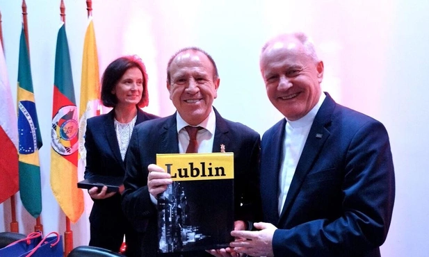 KUL przekazał 50 tys. zł dla powodzian z Brazylii