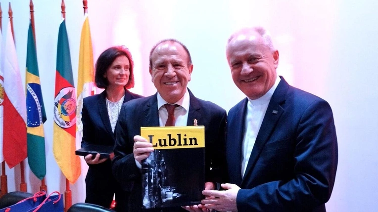 KUL przekazał 50 tys. zł dla powodzian z Brazylii