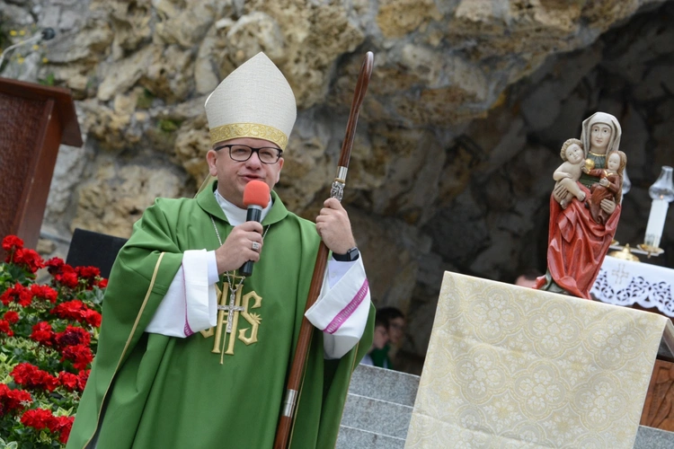 Pielgrzymka Dzieci do Babci Anny