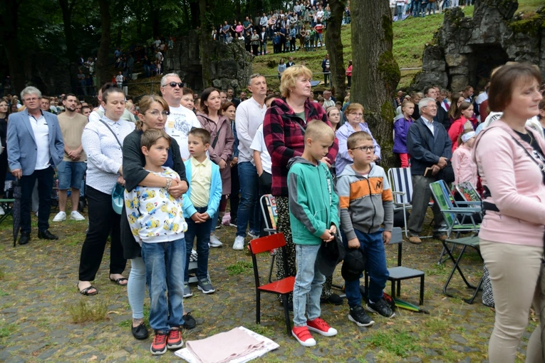 Pielgrzymka Dzieci do Babci Anny