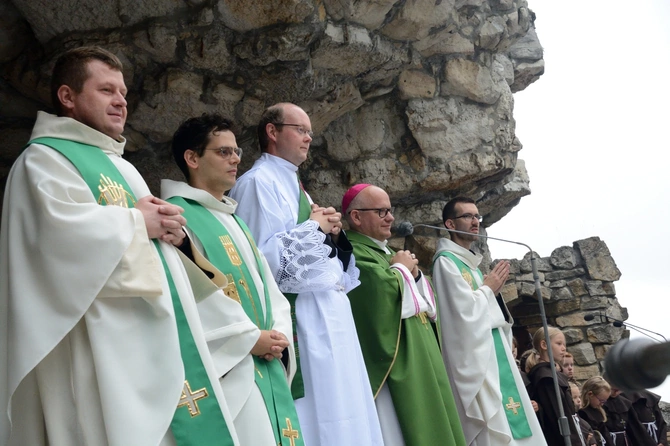 Pielgrzymka Dzieci do Babci Anny