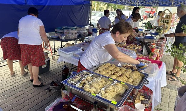 Podczas festiwalu królowały pierogi róznych smaków.