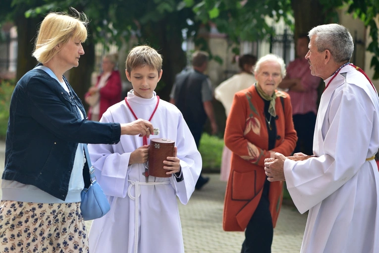 Bisztynek. Odpust ku czci Najdroższej Krwi Chrystusa