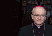 Bp Jan Sobiło dla „Gościa Niedzielnego”: Kiedy wojna się skończy, będziemy musieli rozmawiać także o przebaczeniu i pojednaniu