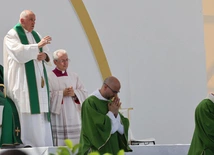 Papież: maszyna nie może decydować o odebraniu człowiekowi życia