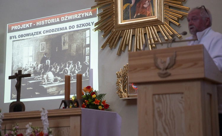 Projekt Historia Dźwirzyna