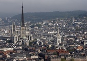 Francja: pożar katedry w Rouen