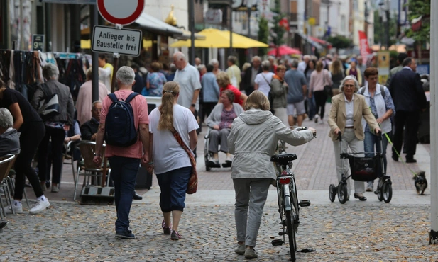 Liczba ludności na świecie osiągnie szczyt w połowie lat 80. XXI wieku