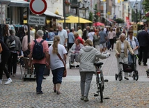Liczba ludności na świecie osiągnie szczyt w połowie lat 80. XXI wieku
