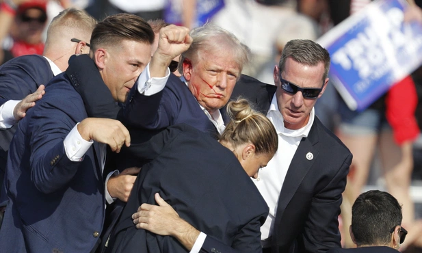 Postrzelony Donald Trump
