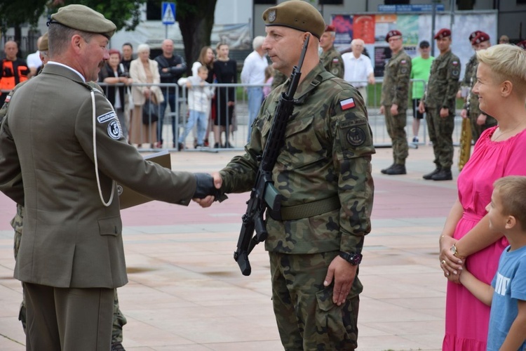 Przysięga żołnierzy 6 Mazowieckiej Brygady Obrony Terytorialnej