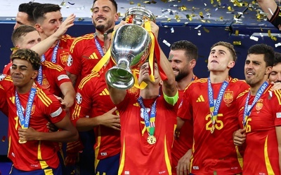 Hiszpania mistrzem Europy po fantastycznym, trzymającym w napięciu do samego końca meczu