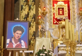Licheń: Relikwie bł. Carlo Acutisa w bazylice